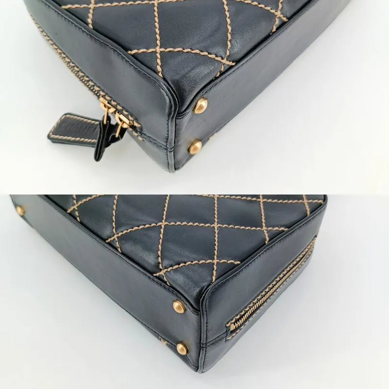 ra718-chanel-vintage-black-calfskin-wild-stitch-handbag