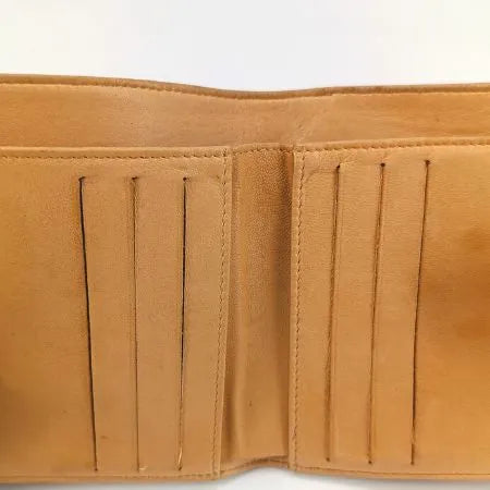 tk015-chanel-vintage-beige-caviar-leather-wallet