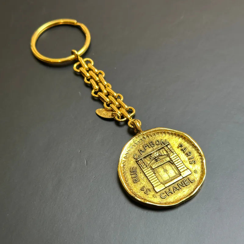 jw254-chanel-gold-key-ring