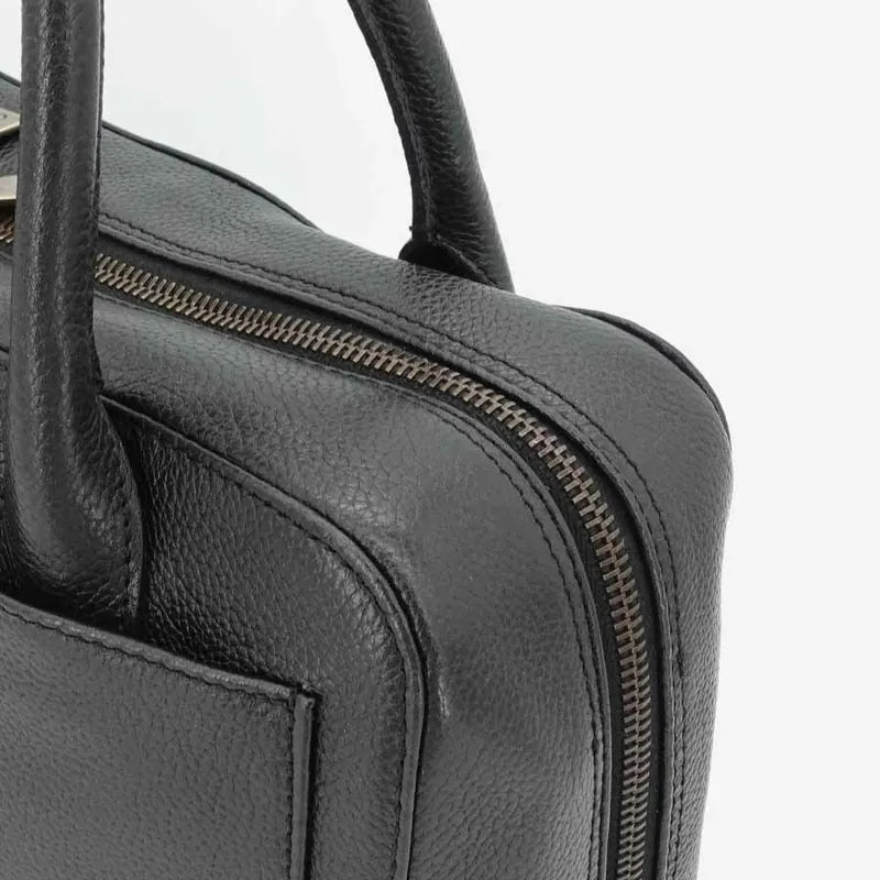 jq898-chanel-vintage-black-caviar-handbag