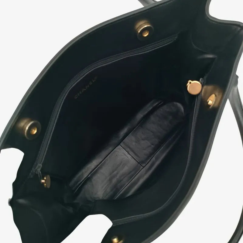 ju679-chanl-vintage-black-lambskin-cc-mark-tote-bag