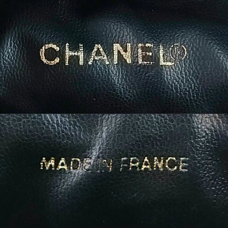 ra904-chanel-vintage-black-caviar-leather-cosmetic-bag