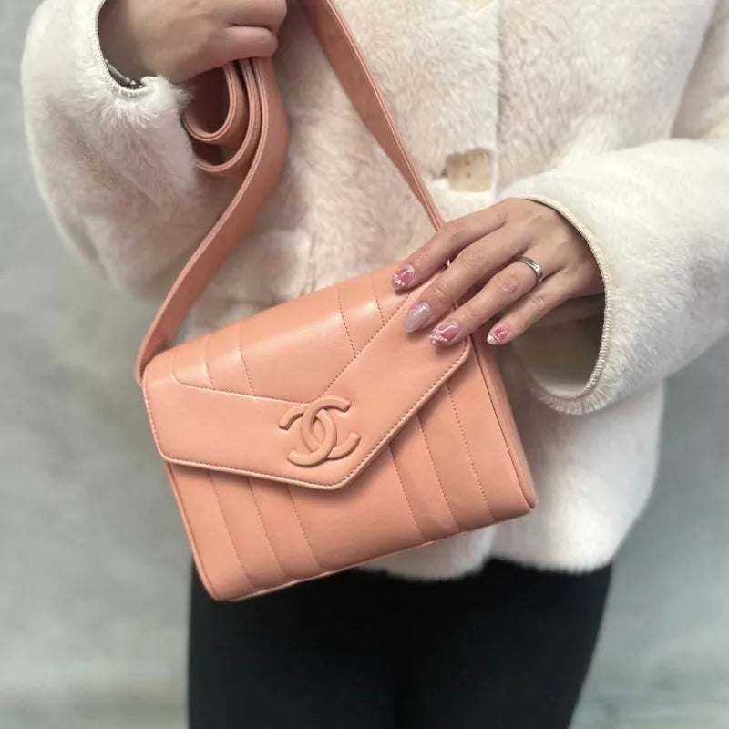 jt728-chanel-vintage-pink-lambskin-vertical-flap-bag