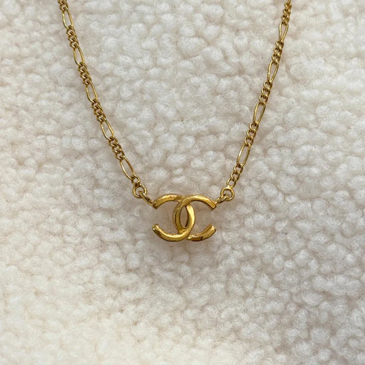 jx875-chanel-vintage-gold-plated-cc-pendant-chain-necklace