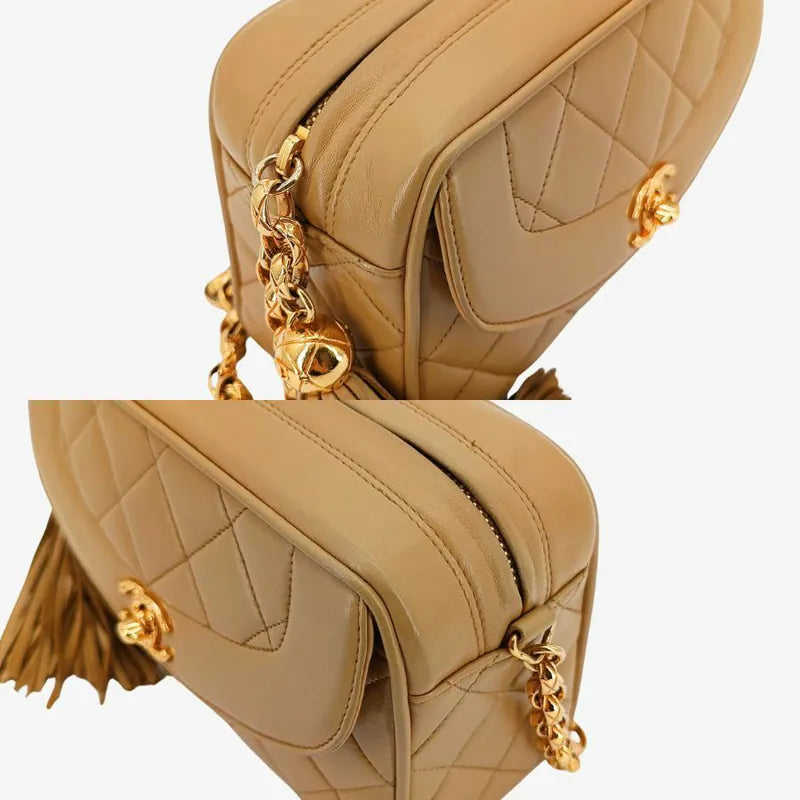 c480-chanel-vintage-beige-lambskin-gold-chain-camera-bag