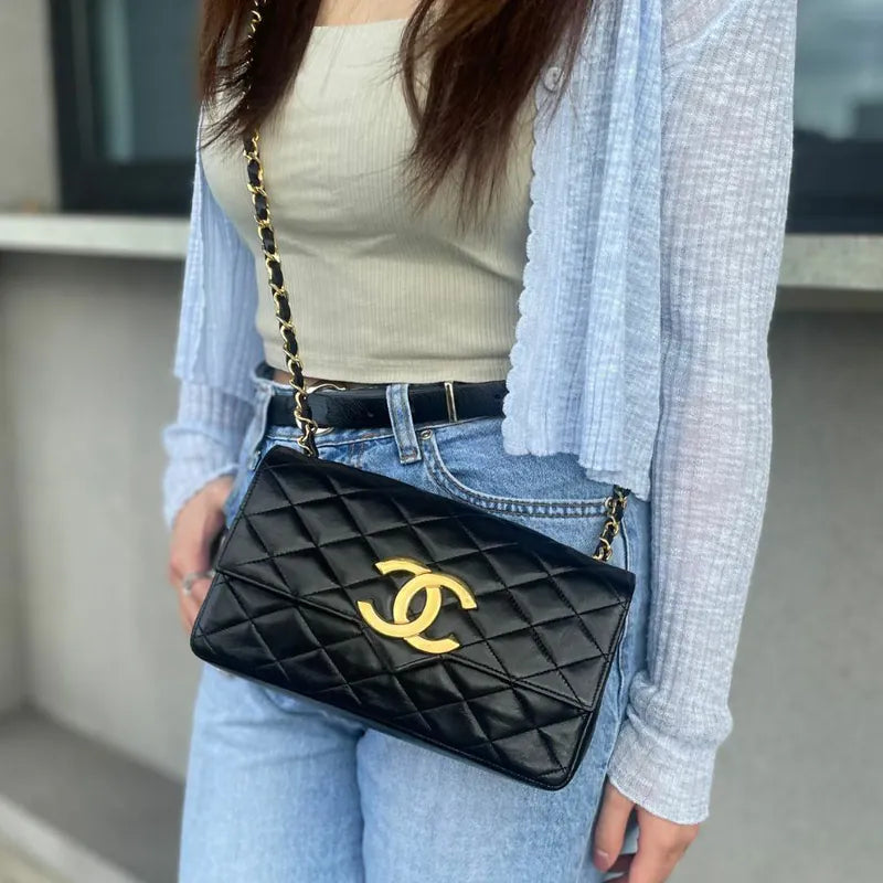 rb062-chanel-vintage-black-lambskin-big-cc-pointed-flap-bag