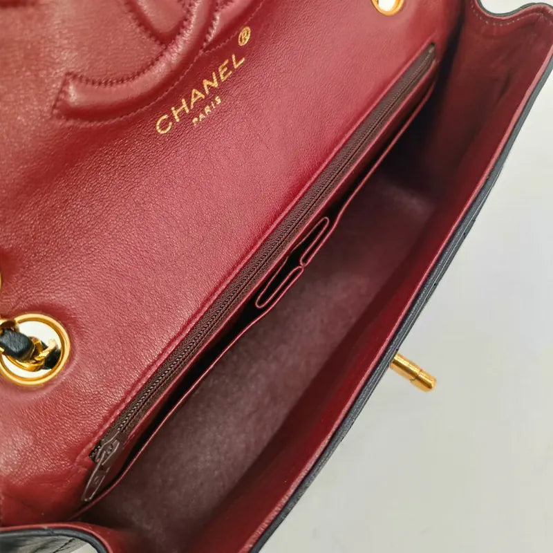 rb598-chanel-vintage-black-lambskin-quilted-flap-bag