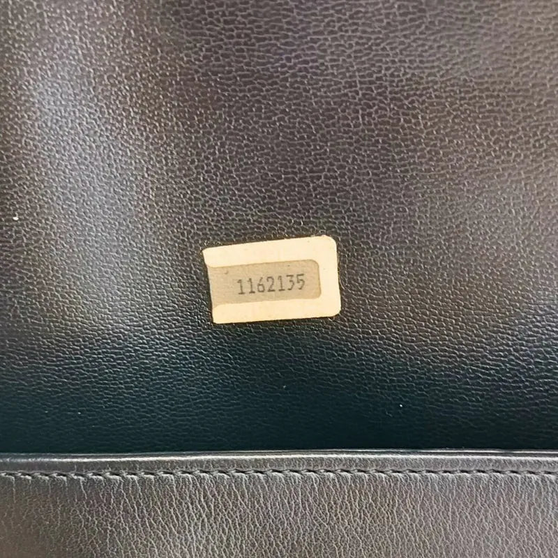 rb922-chanel-vintage-black-lambskin-quilted-tote-bag