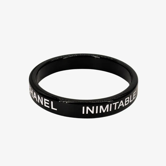 JW782 - CHANEL Black Acrylic Rouge Coco Shine Bracelet