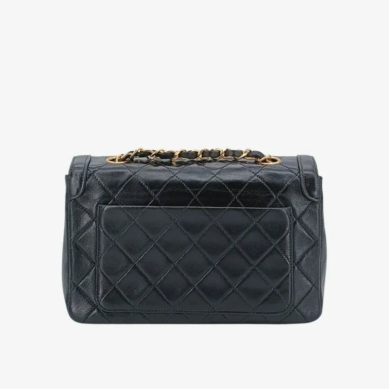 jr406-chanel-vintage-black-lambskin-quilted-flap-bag