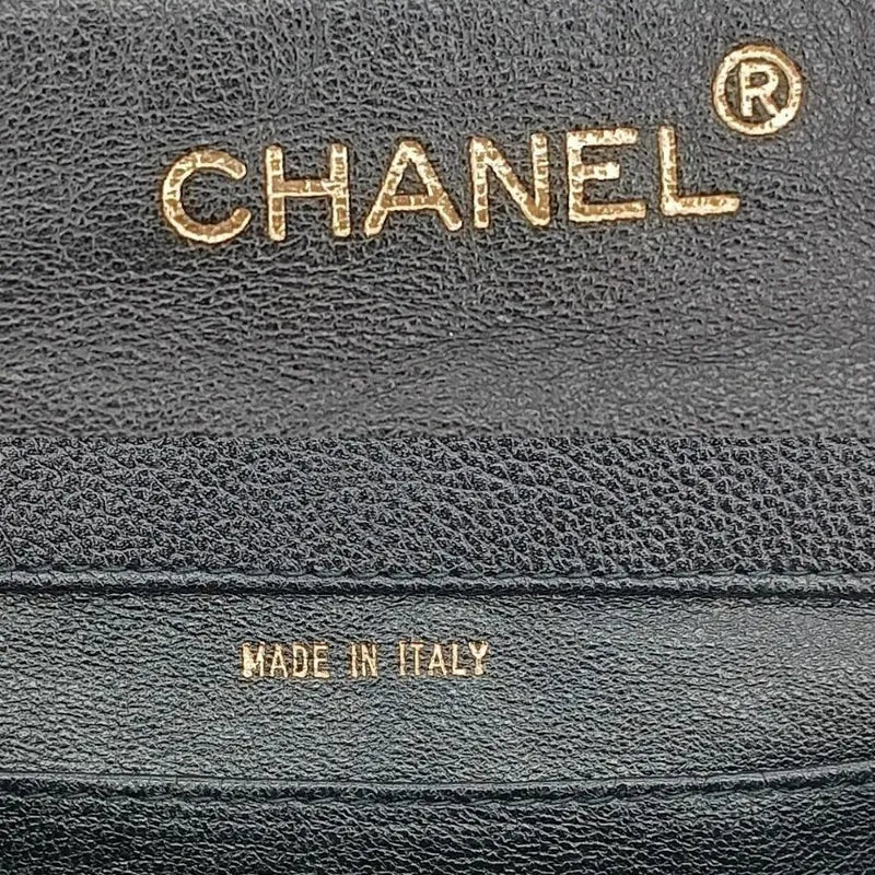 jt521-chanel-vintage-black-caviar-leather-cc-logo-shoulder-bag