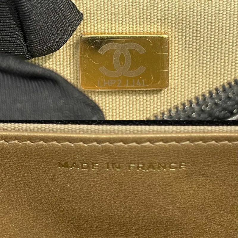 c523-chanel-black-lambskin-wallet-on-chain-