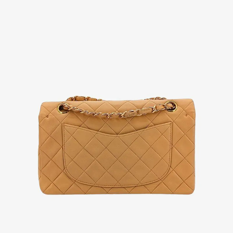 ra951-chanel-vintage-beige-lambskin-23cm-classic-flap-bag