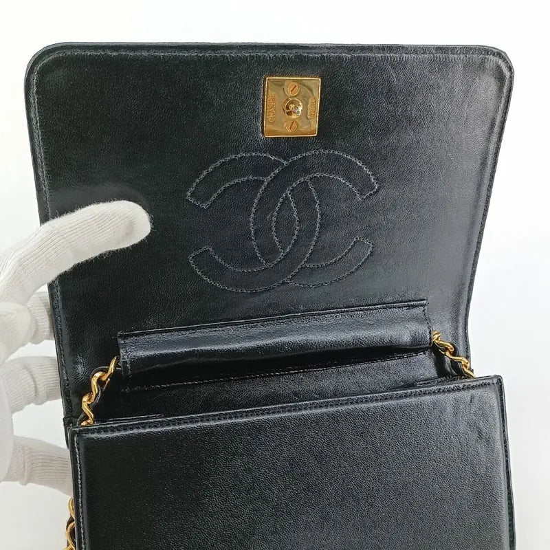 js014-chanel-vintage-black-lizard-skin-full-flap