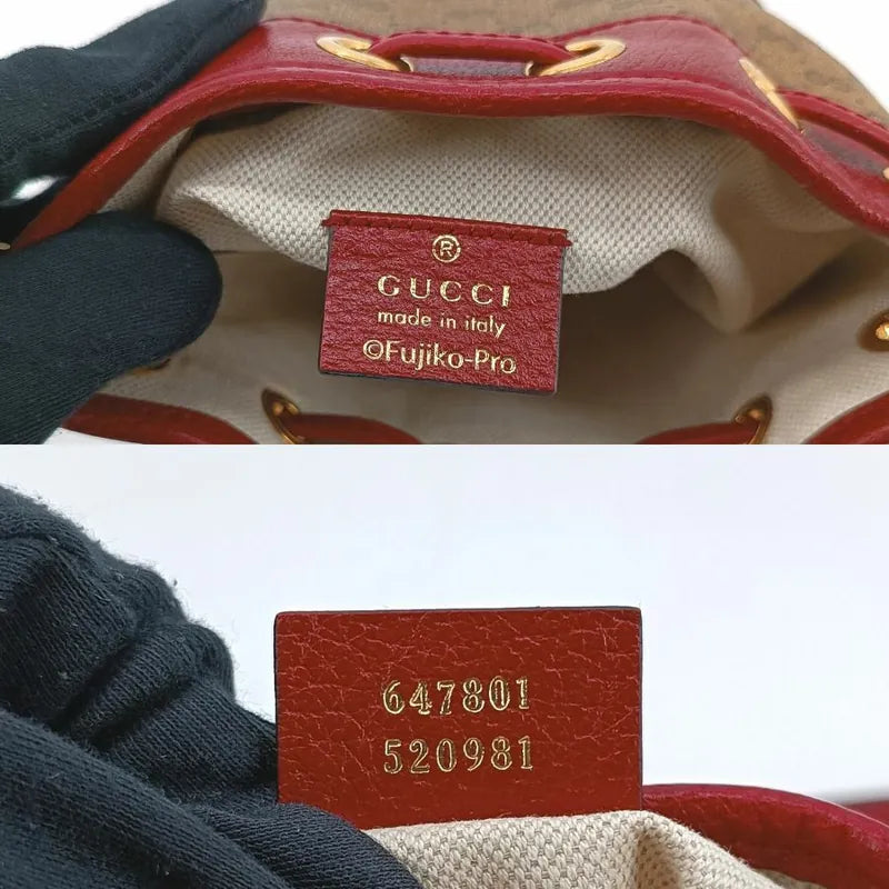 jt252-gucci-x-doraemon-gg-supreme-monogram-mini-bucket-bag