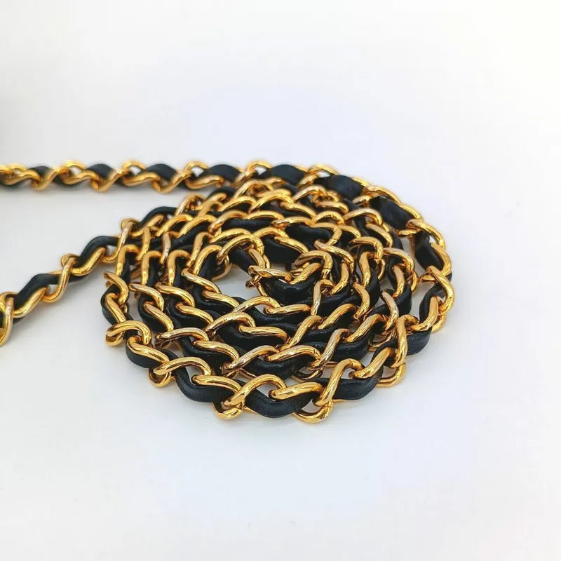 js402-chanel-vintage-black-lambskin-trapezoid-flap-bag