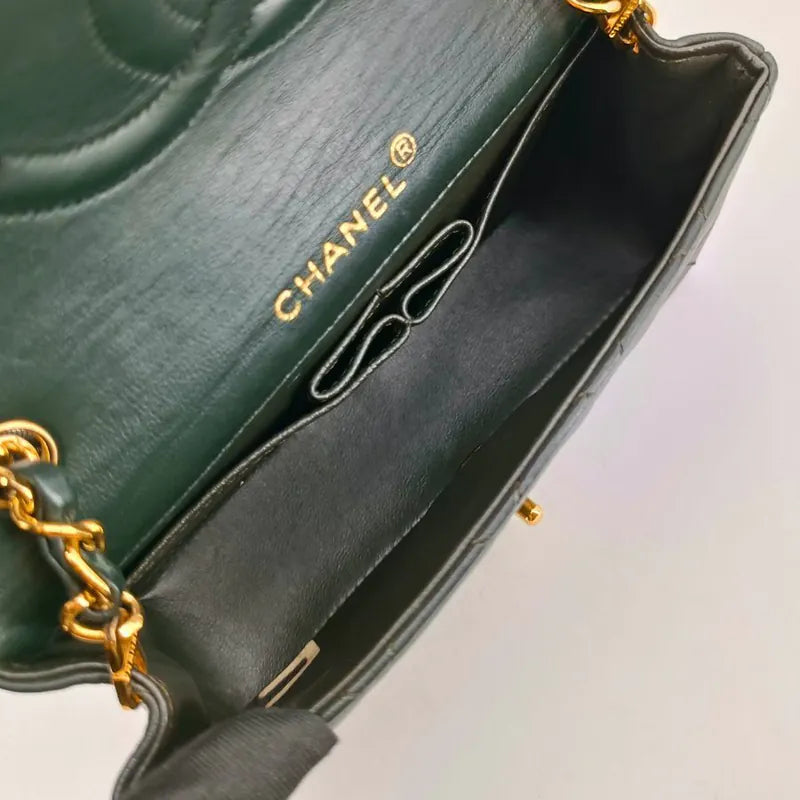 jt597-chanel-vintage-dark-green-lambskin-full-flap-bag