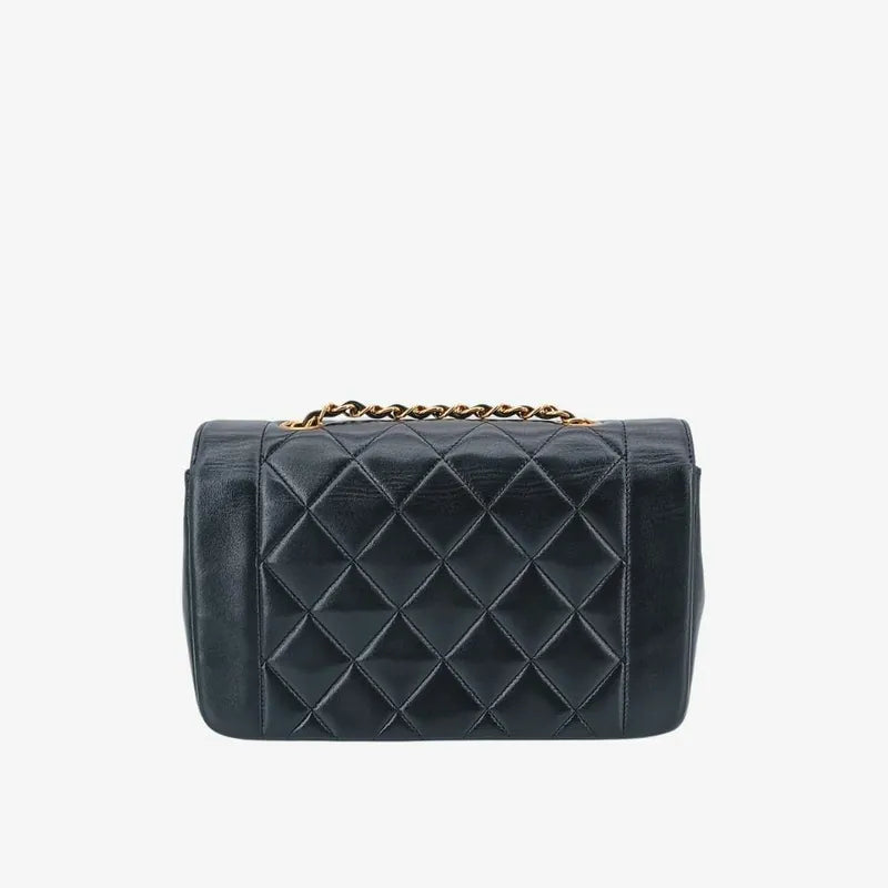 jt287-chanel-vintage-black-lambskin-22cm-diana-flap-bag