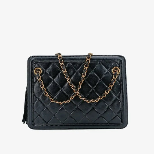 jt920-chanel-vintage-black-lambskin-quilted-shoulder-bag