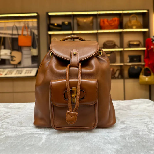 jw454-gucci-vintage-caviar-leather-backpack-bag