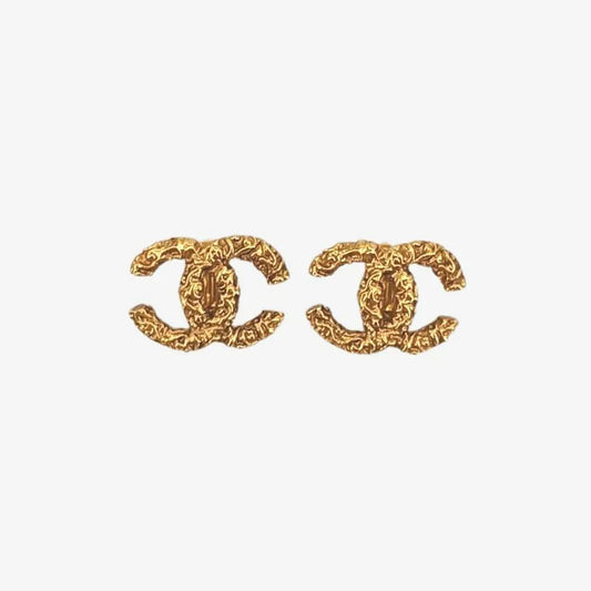jt356-chanel-vintage-florentine-cc-gold-plated-clip-on-earrings