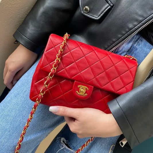 js325-chanel-vintage-red-lambskin-20cm-mini-square-flap-bag