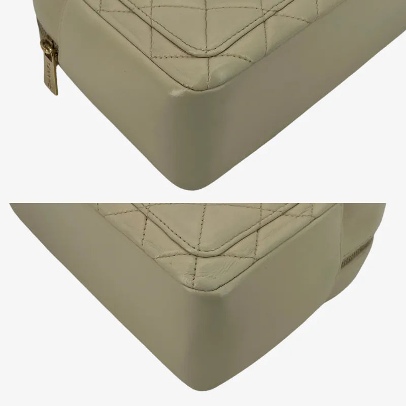 jy462-chanel-vintage-beige-lambskin-quilted-handbag