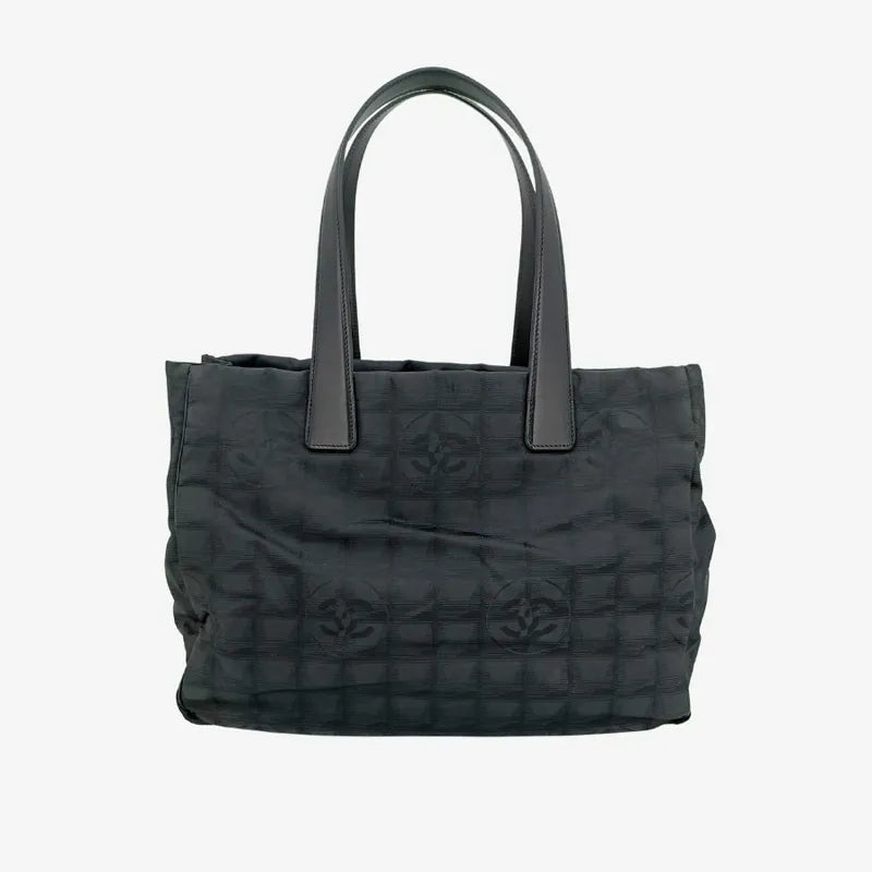 tk008-chanel-vintage-black-nylon-tote-bag