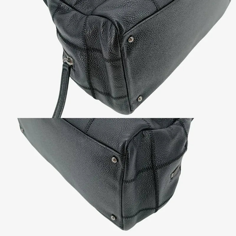 rb030-chanel-vintage-black-caviar-leather-chocolate-bar-handbag