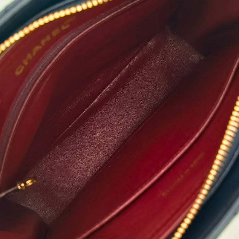 rb442-chanel-vintage-navy-lambskin-quilted-tote-bag