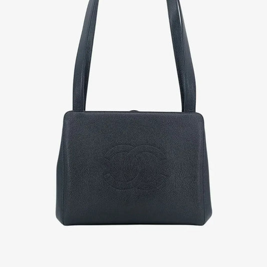 jt521-chanel-vintage-black-caviar-leather-cc-logo-shoulder-bag