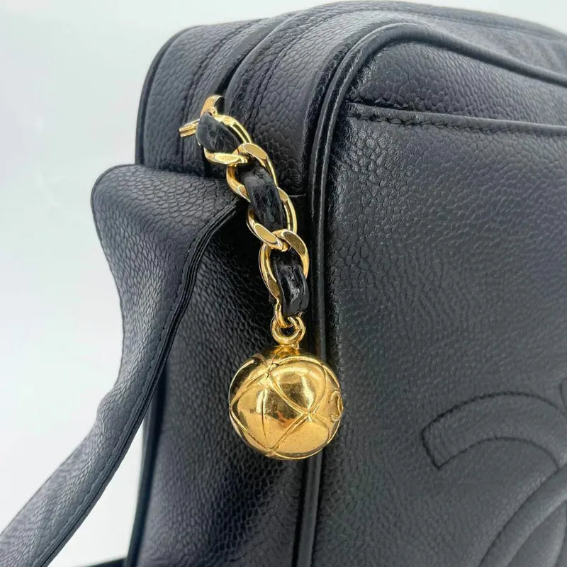 rb458-chanel-vintage-black-caviar-leather-triple-cc-camera-bag