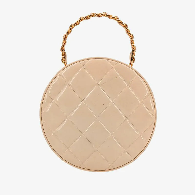 sh022-chanel-vintage-beige-patent-leather-round-vanity-handbag