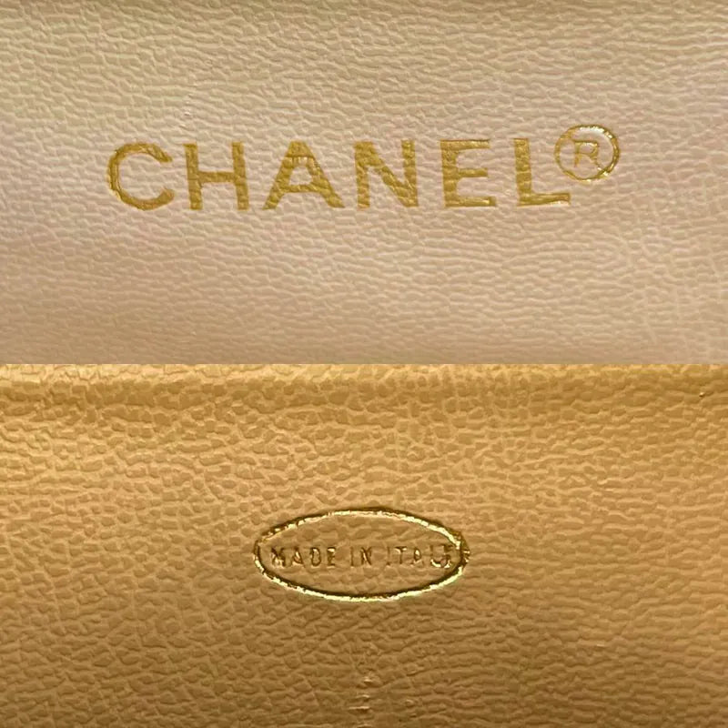 rc295-chanel-vintage-beige-caviar-leather-turnlock-flap-backpack