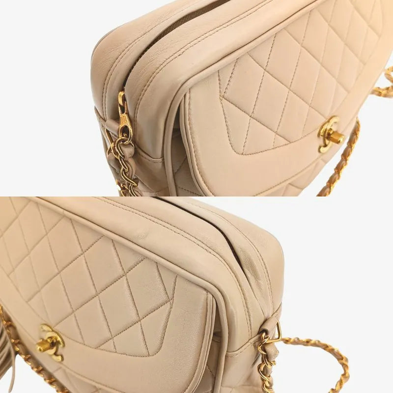 jah126-chanel-vintage-beige-lambskin-tassel-camera-bag