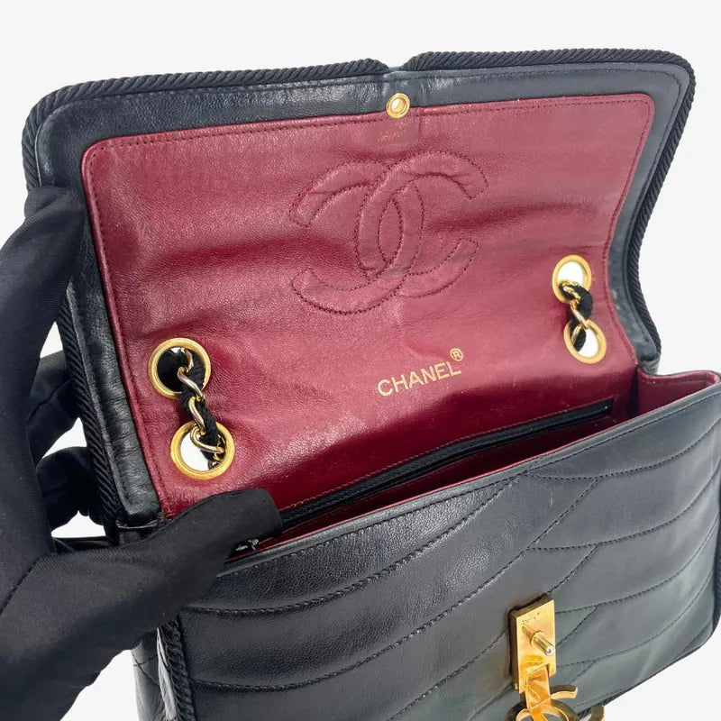 c544-chanel-vintage-black-lambskin-scallop-flap-bag