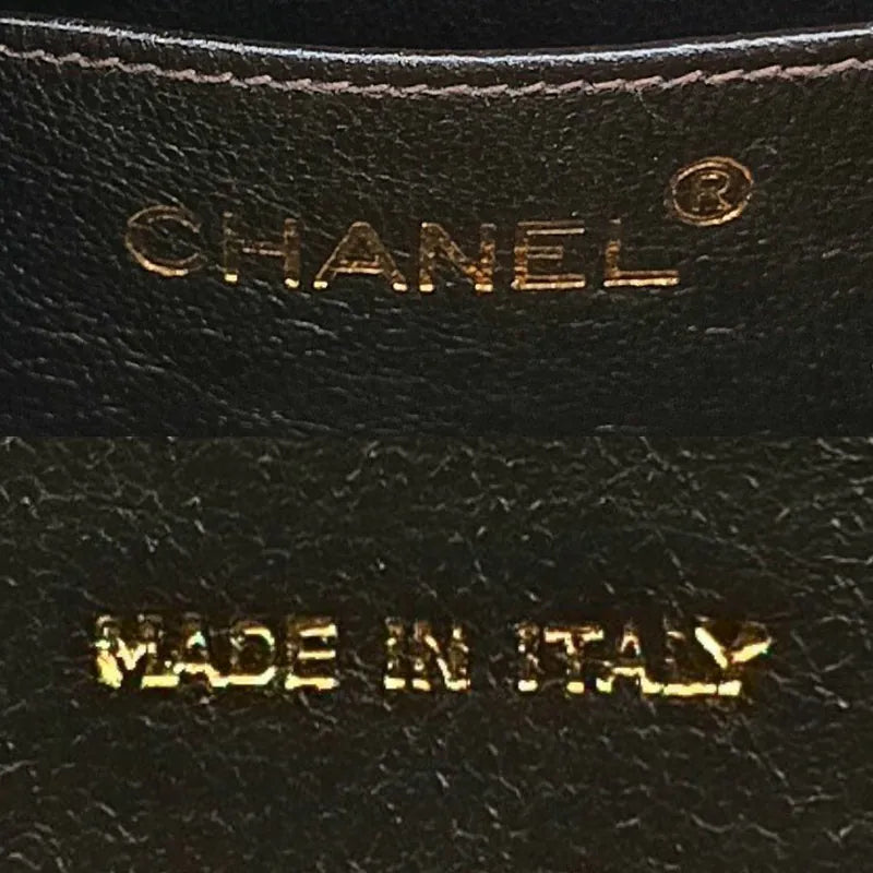 rb146-chanel-vintage-dark-brown-lambskin-chevron-box-bag