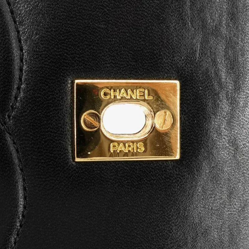 jr928-chanel-vintage-black-lambskin-trapezoid-flap-bag