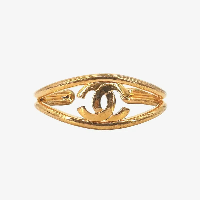 tk005-chanel-cc-logo-gold-cuff-bracelet