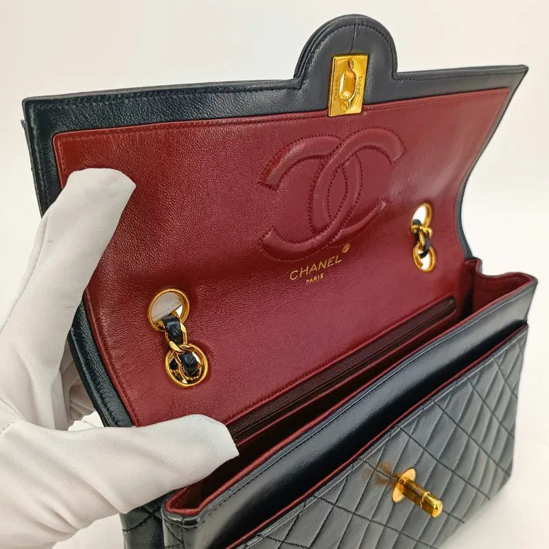 rb598-chanel-vintage-black-lambskin-quilted-flap-bag