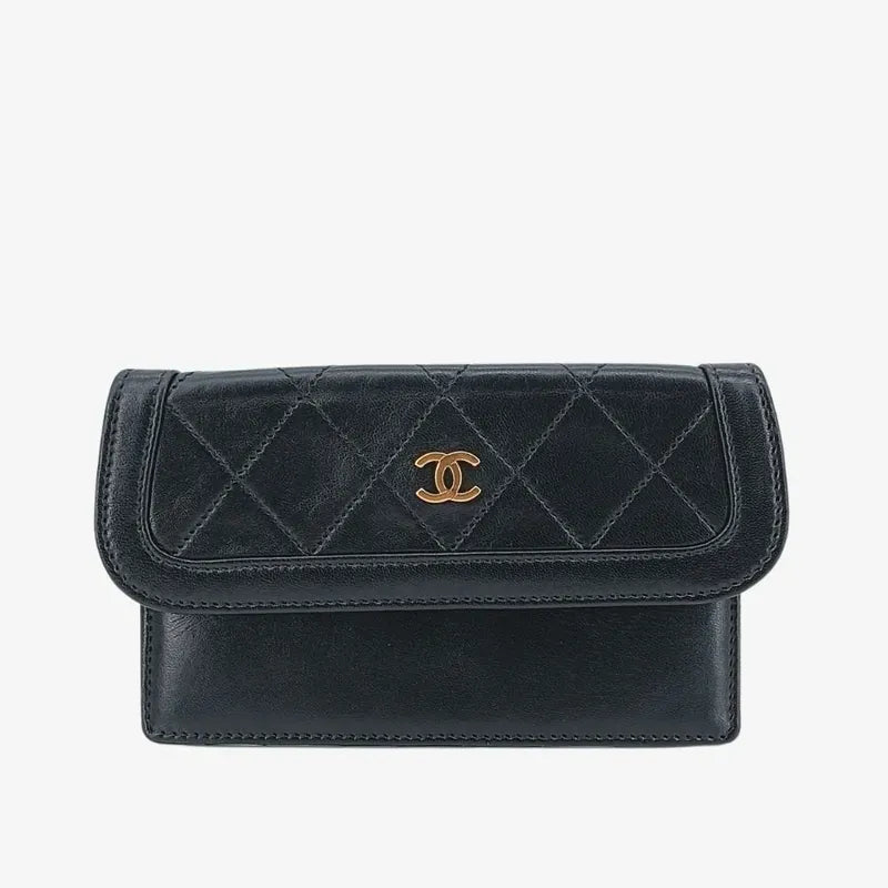 ra176-chanel-vintage-black-lambskin-gold-chain-flap-bag