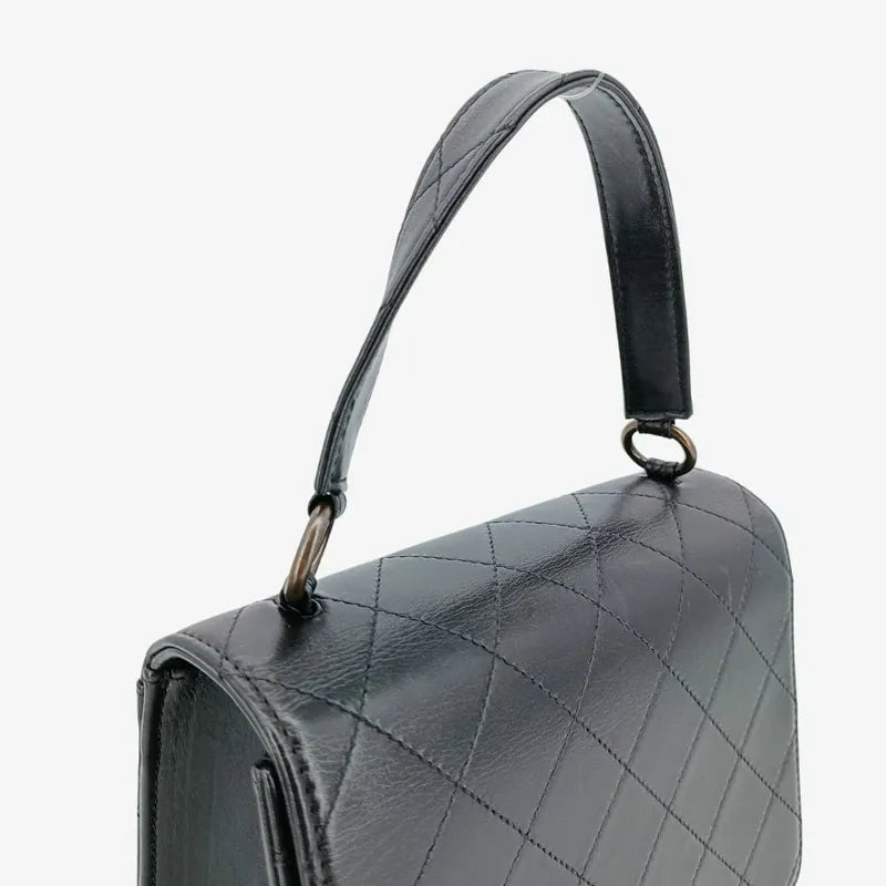 ra659-chanel-vintage-black-calfskin-quilted-handbag