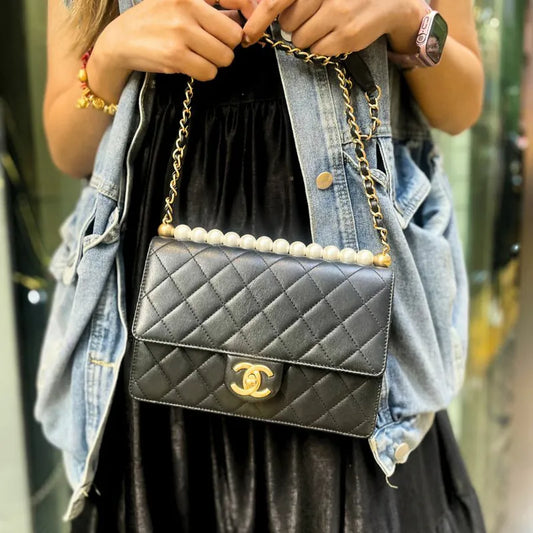jah177-chanel-black-calfskin-quilted-lmitation-pearl-flap-bag