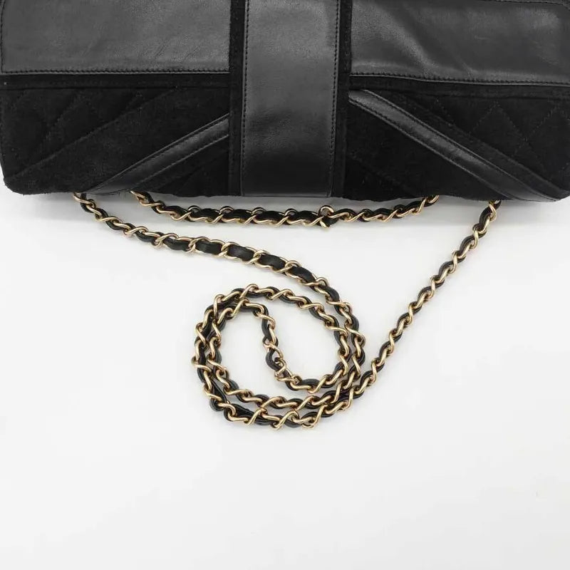 js302-chanel-black-suede-255-flap-bag