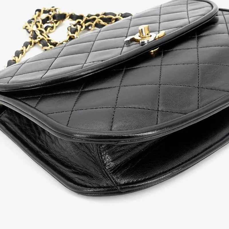 jr854-chanel-vintage-black-lambskin-paris-limited-edition-flap-bag