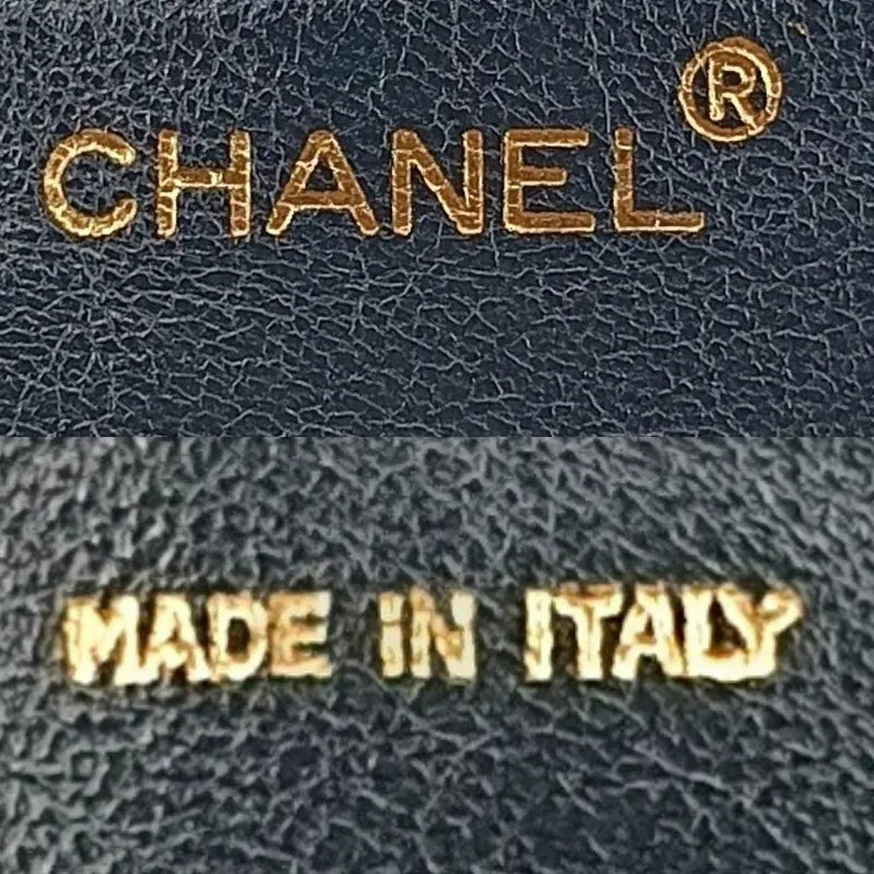 ra466-chanel-vintage-navy-lambskin-tassels-gold-chain-camera-bag