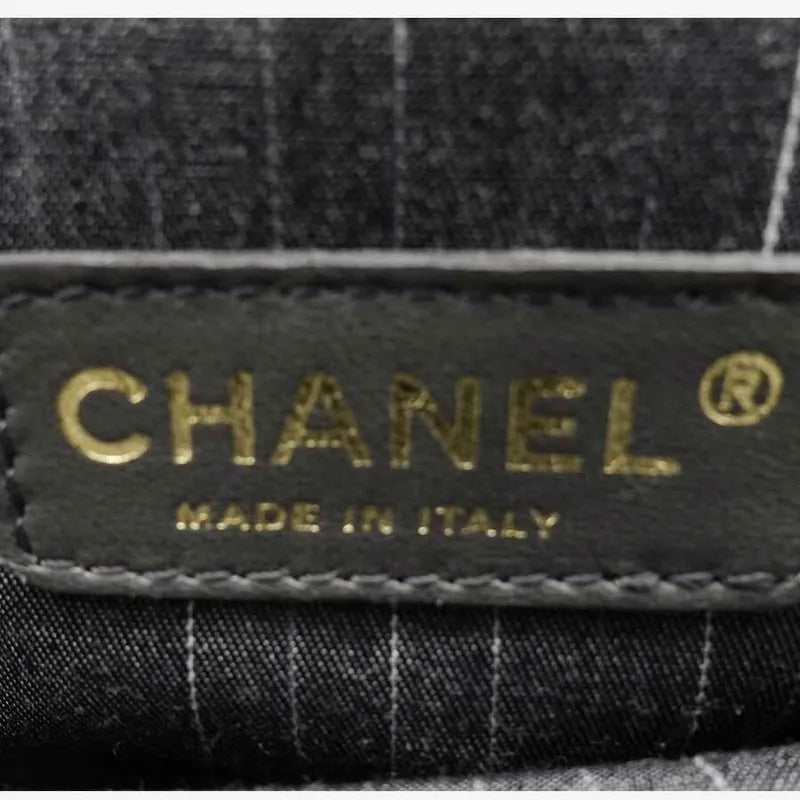 js302-chanel-black-suede-255-flap-bag