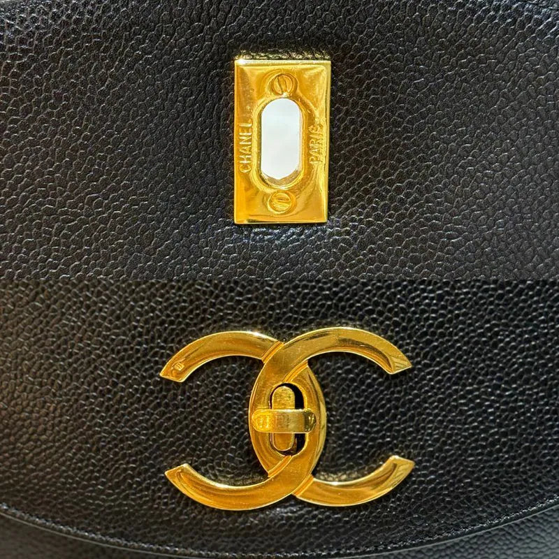 rc286-chanel-vintage-black-caviar-leather-turnlock-flap-backpack