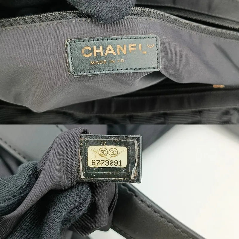 tk012-chanel-vintage-black-nylon-handbag
