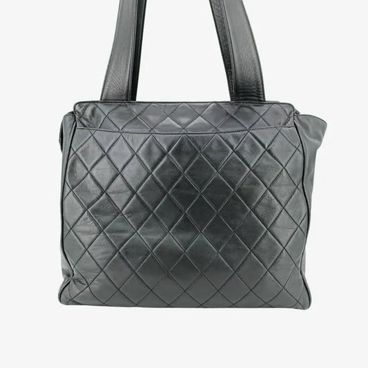 rb713-chanel-vintage-black-lambskin-quilted-tote-bag